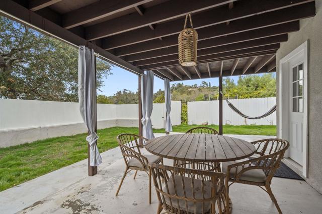9430 Tropico Dr, La Mesa CA: https://media.crmls.org/mediaz/70887f7d-cd86-42f9-bb7d-b06798e30436.jpg