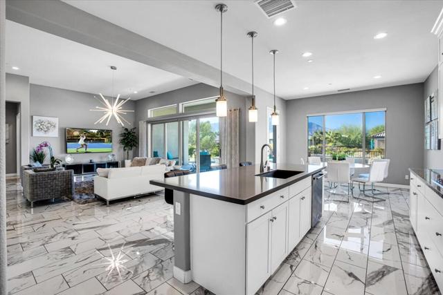 104 Barolo, Rancho Mirage CA: https://media.crmls.org/mediaz/70892c18-5e5d-4fe8-ba74-0c2636cd904b.jpg