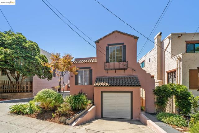515 Mount St, Richmond CA: https://media.crmls.org/mediaz/708a6576-700b-46f3-b66a-8811b5d023a2.jpg
