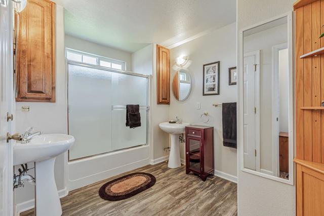 1152 Little River Drive, Hollister CA: https://media.crmls.org/mediaz/708bb127-9509-4395-8a9d-ddb8c19bc011.jpg