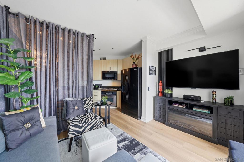 1225 Island - photo 6