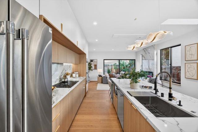 747 W Washington Avenue, Sunnyvale CA: https://media.crmls.org/mediaz/708c628c-dca6-4e6f-ac50-11454c68e02d.jpg