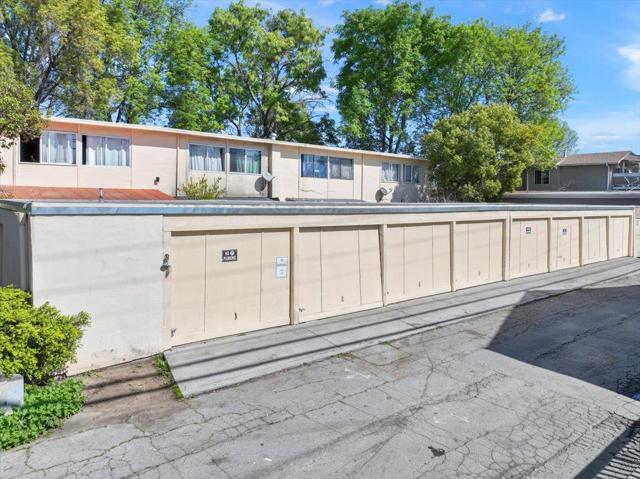 Image 2 of 17 For 3212 Rolison Road