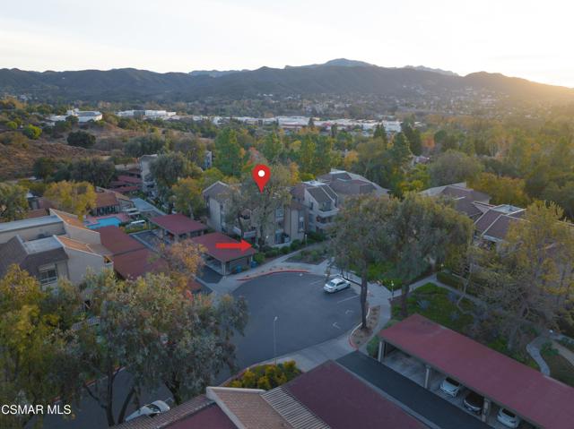 348 Chestnut Hill Court, Thousand Oaks CA: https://media.crmls.org/mediaz/708e73be-6391-4b07-ab81-c36d02ca8803.jpg