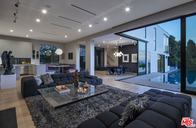 3 Bed Home for Sale in Los Angeles, California