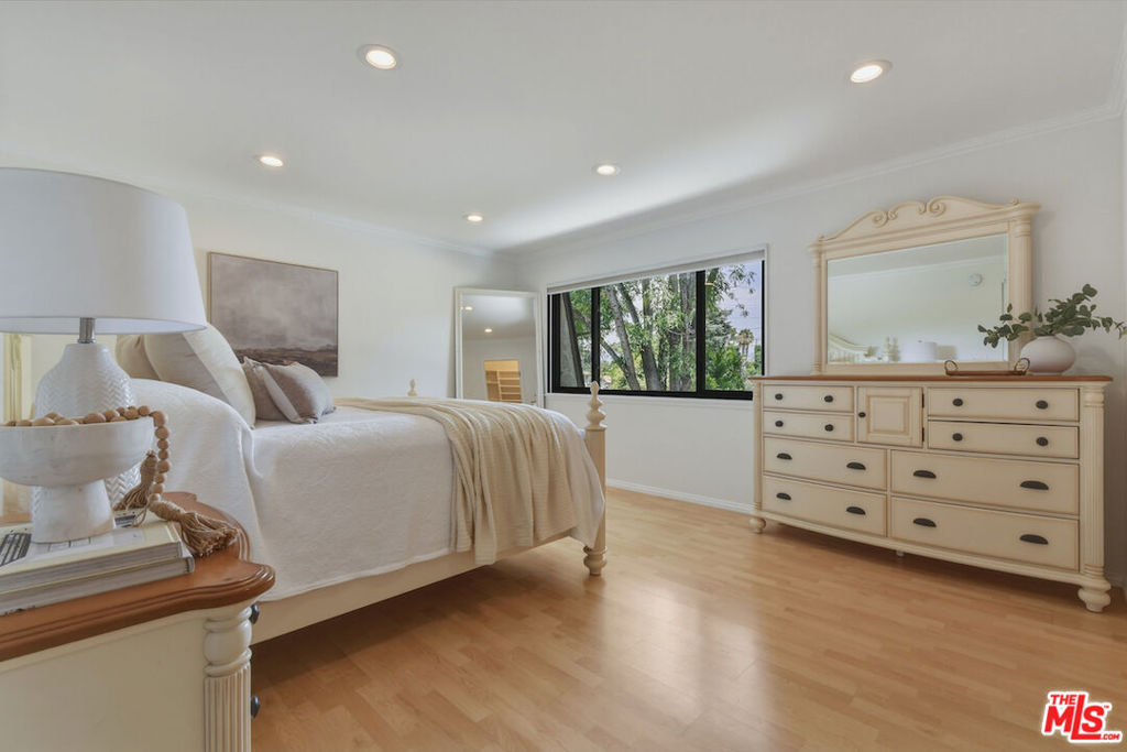 MLS #26863145 image #43