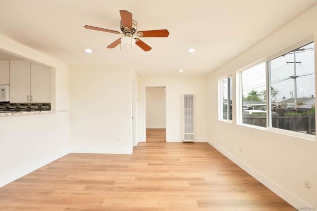 812 West St, San Diego CA: https://media.crmls.org/mediaz/7091abc1-cd8e-44fc-a3f1-720755deec4d.jpg