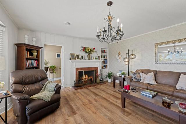 4211 Bolsa Road, Hollister CA: https://media.crmls.org/mediaz/70923d19-d45f-4f5c-bafd-fecab135bca2.jpg