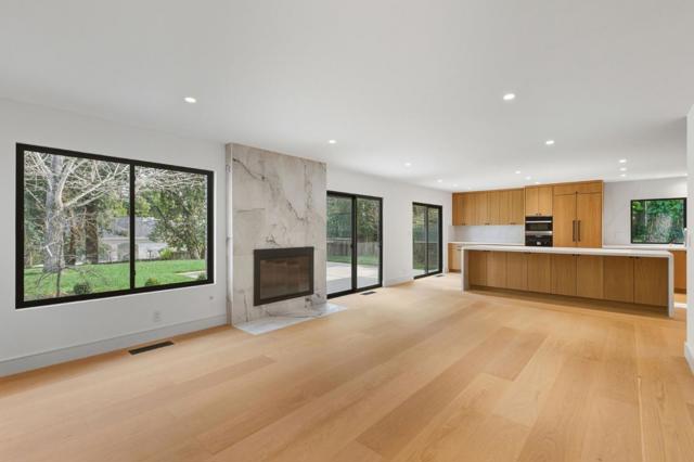 340 Arden Road, Hillsborough CA: https://media.crmls.org/mediaz/7092e89c-ac29-42ee-b47d-1ff4a8d90238.jpg