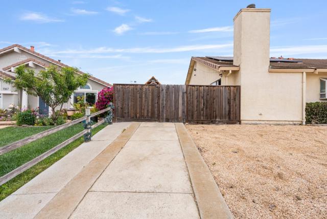 1001 Eagle Drive, Salinas CA: https://media.crmls.org/mediaz/709436cf-d8c1-42c7-942c-153b60eb3443.jpg