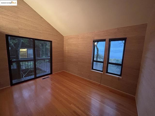 371 Montair DR, Danville CA: https://media.crmls.org/mediaz/70945565-bbcf-41a4-998e-d620ed3f98f0.jpg