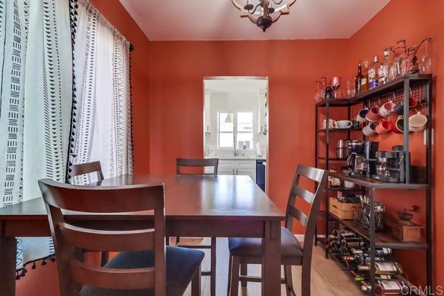 Detail Gallery Image 9 of 25 For 900 W Brazil St, Compton,  CA 90220 - 3 Beds | 1 Baths