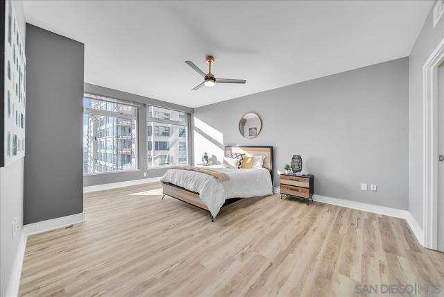 645 Front St, San Diego CA: https://media.crmls.org/mediaz/7094ea10-c713-4495-b42f-bfcd4d3fd33e.jpg
