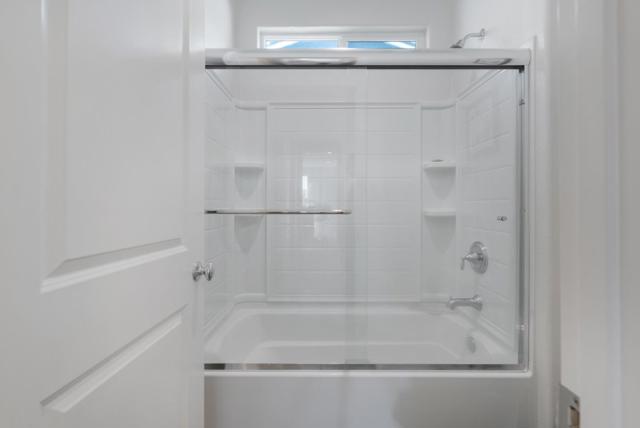 691 Toledo Drive, Hollister CA: https://media.crmls.org/mediaz/70962dec-35bc-4539-8ea7-9ccab02ba106.jpg