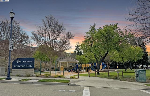 3712 Stonehenge Way, San Ramon CA: https://media.crmls.org/mediaz/7096f738-9cef-4ad2-aeff-512691ea7ac0.jpg