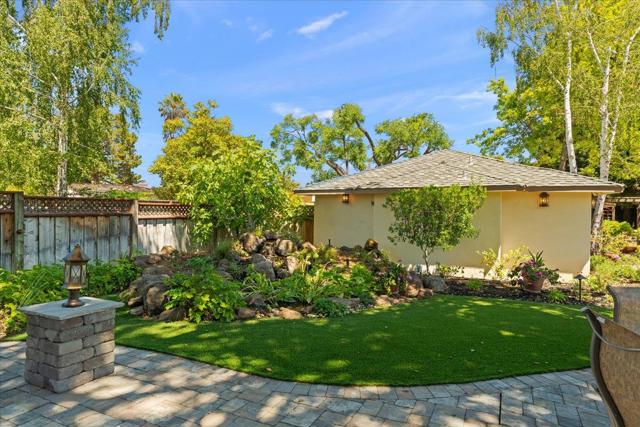 115 Doud Drive, Los Altos CA: https://media.crmls.org/mediaz/7097a4a8-6917-49d0-a705-4e2ec873df01.jpg