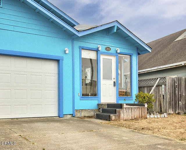 Detail Gallery Image 2 of 26 For 934 Stewart St, Fort Bragg,  CA 95437 - 3 Beds | 2 Baths