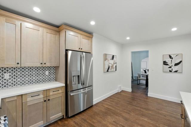 1165 Clinton Street, Redwood City CA: https://media.crmls.org/mediaz/70981d38-2bad-49ad-bb84-910634849aef.jpg