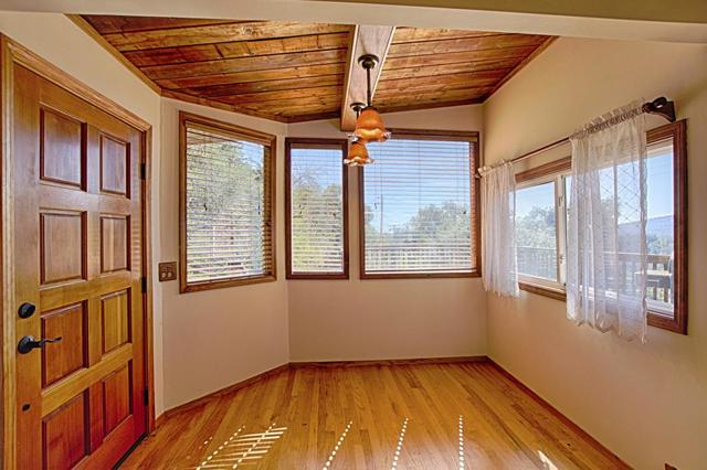 11120 Lake Boulevard, Felton CA: https://media.crmls.org/mediaz/70983536-867a-43e7-9fd2-73be1dd63249.jpg