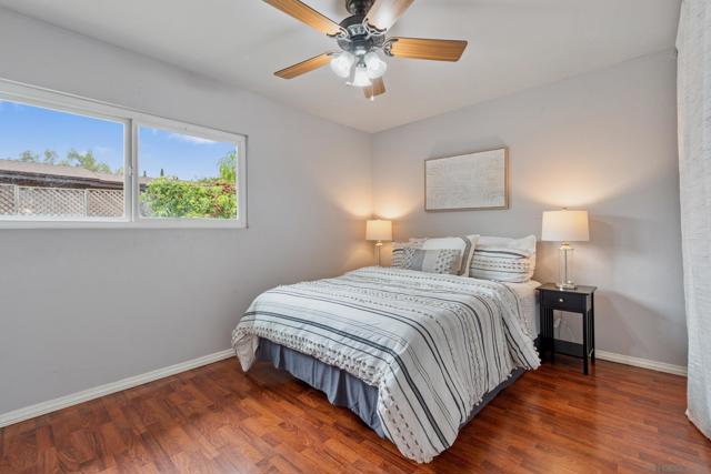 13340 Miguel Garden Way, Poway CA: https://media.crmls.org/mediaz/7099287f-b975-4471-bcdd-152451a23567.jpg