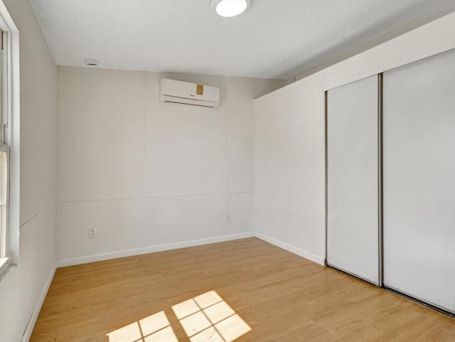 24-2204 Ocean Side Avenue-24