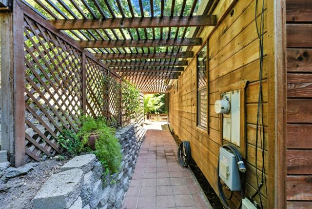 720 Quigg Way, Boulder Creek CA: https://media.crmls.org/mediaz/709acc82-775d-4e7a-83c3-d558c5a531ba.jpg