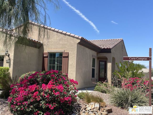 81331 Corte Compras, Indio CA: https://media.crmls.org/mediaz/709befb0-e8d9-4630-8bb6-4d93dff822da.jpg