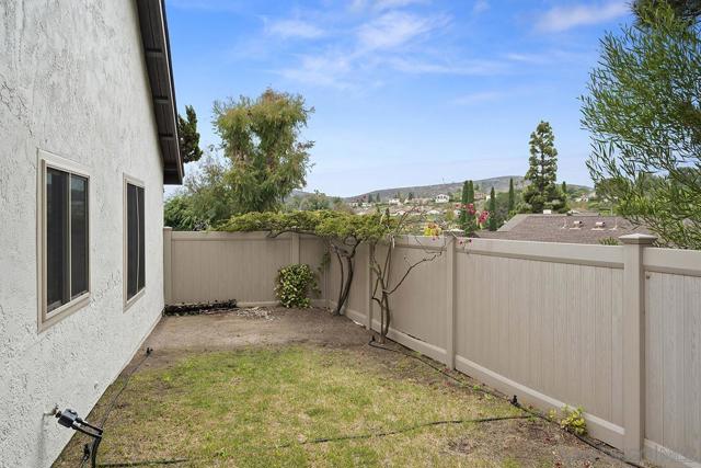 3102 S Granada Ave, Spring Valley CA: https://media.crmls.org/mediaz/709c5f98-8735-4978-bb00-01ad6e532f03.jpg