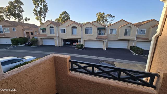 1212 Nautical Way, Oxnard CA: https://media.crmls.org/mediaz/709ca699-551c-4408-b475-e2e0417aa422.jpg