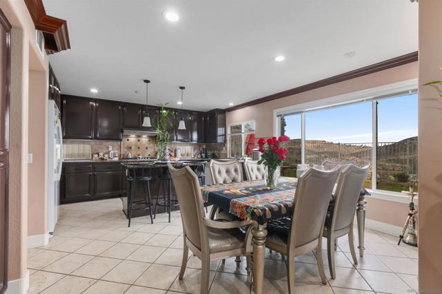 10394 Valley Waters Dr, Spring Valley CA: https://media.crmls.org/mediaz/709d42a0-1450-43c6-8dd6-e582b336c5f5.jpg
