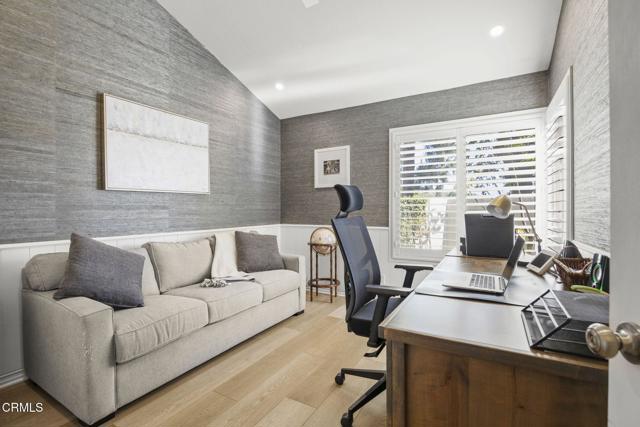Detail Gallery Image 21 of 38 For 2036 Birchdale Ct, Thousand Oaks,  CA 91362 - 2 Beds | 2 Baths