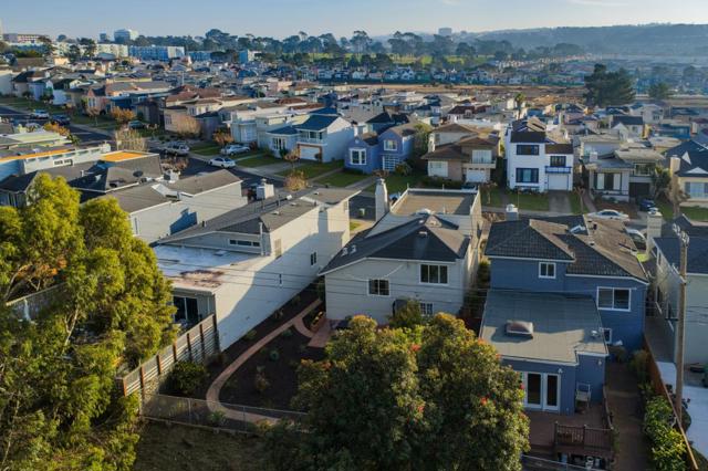 164 Wilshire Avenue, Daly City CA: https://media.crmls.org/mediaz/709d9e07-3bc7-4fad-83ff-e341fab9c4b3.jpg