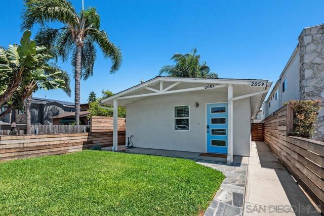 2057 Felspar St, San Diego CA: https://media.crmls.org/mediaz/709dd0e7-33ac-4f57-a0ff-43d18a6c8c44.jpg