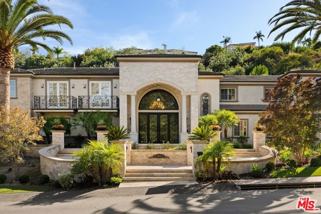 2855 Oak Knoll Drive, Diamond Bar CA: https://media.crmls.org/mediaz/709dda44-57d3-4f04-9812-cf96964d106b.jpg