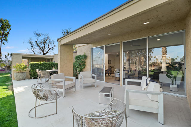 73450 Dalea Lane, Palm Desert CA: https://media.crmls.org/mediaz/709dfc83-5f4e-45ff-a8c5-5834e54e2d98.jpg