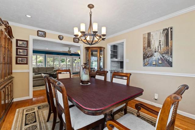 3155 Brittan Avenue, San Carlos CA: https://media.crmls.org/mediaz/709f594f-416c-4f48-9cb7-1e0c10421c9b.jpg