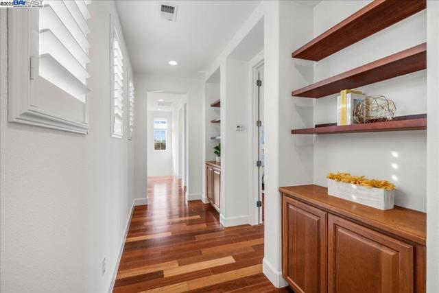 2396 Keats Ln, San Ramon CA: https://media.crmls.org/mediaz/709fff79-5edb-42d9-a813-2a4c7e220958.jpg