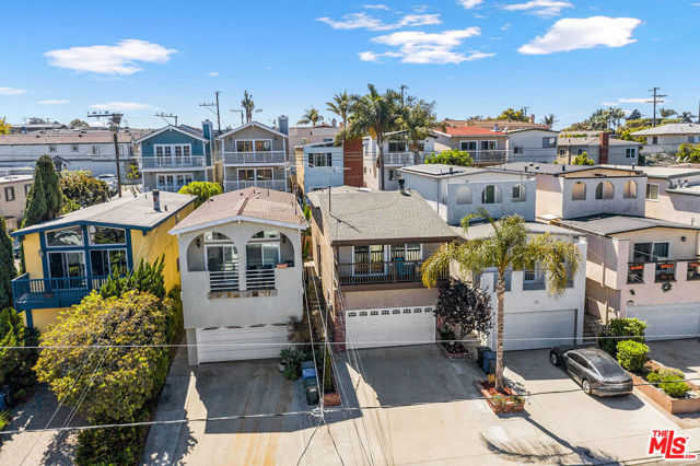 1805 Stanford Avenue, Redondo Beach, California 90278, 3 Bedrooms Bedrooms, ,2 BathroomsBathrooms,Residential,Sold,Stanford,21781224