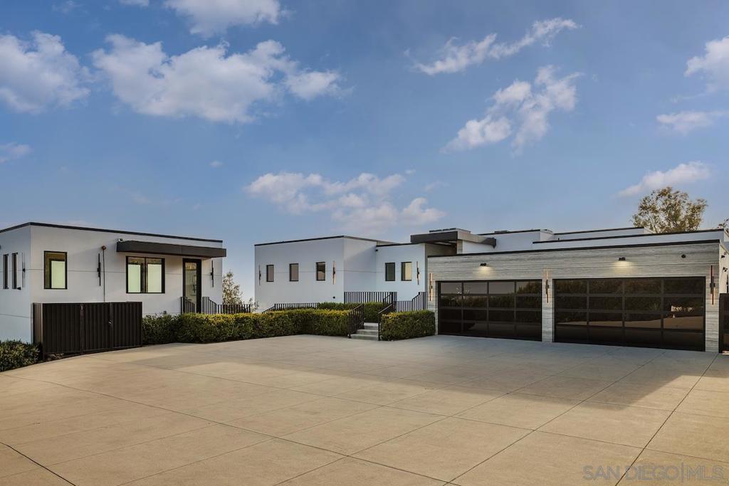 MLS #260014795SD image #2