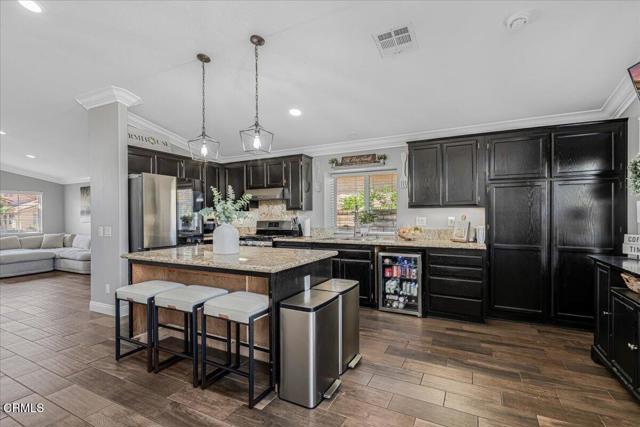 Detail Gallery Image 10 of 51 For 1129 1st St, Fillmore,  CA 93015 - 4 Beds | 2 Baths