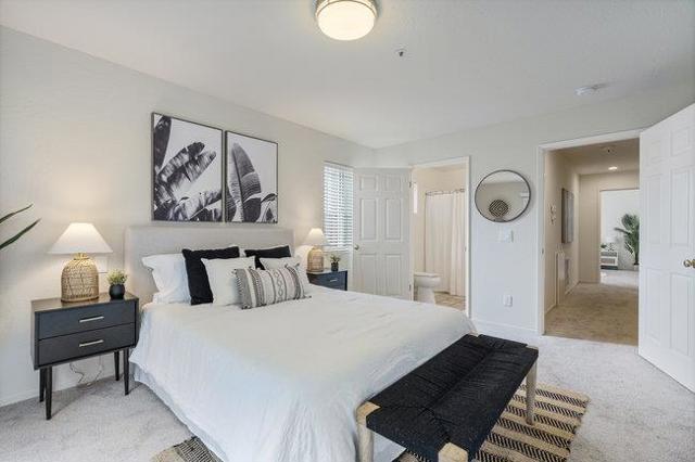 410 35th Avenue, Santa Cruz CA: https://media.crmls.org/mediaz/70a165bb-e89a-47a8-88ca-5b58920ee6dc.jpg