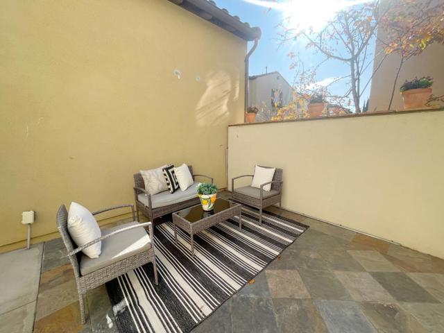 1325 Dahlia Loop, San Jose CA: https://media.crmls.org/mediaz/70a1ffc6-d1f5-42ed-b6c4-d72e823fe02e.jpg