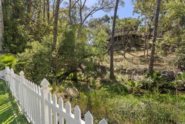 16631 Valle Verde Rd, Poway CA: https://media.crmls.org/mediaz/70a2b5ec-6ca7-4e32-9af9-8348529d54f9.jpg