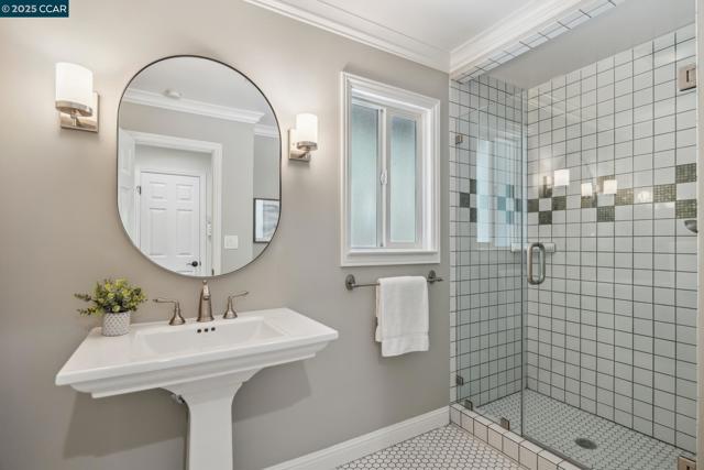 561 Morecroft Road, Lafayette CA: https://media.crmls.org/mediaz/70a2e0c4-1dc7-4df5-b1bd-f2b400ebc96b.jpg
