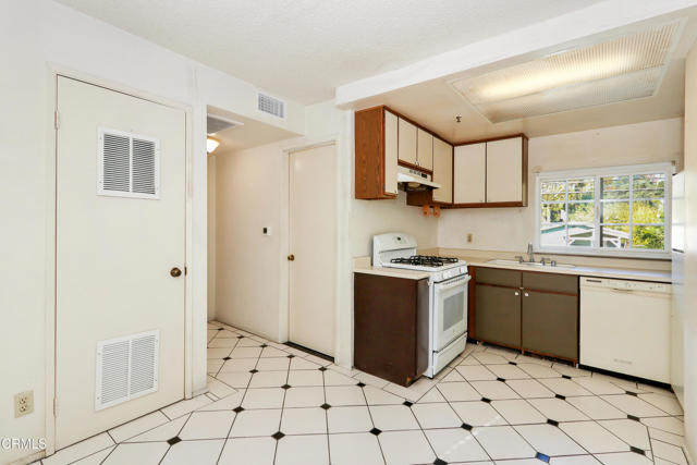 Detail Gallery Image 13 of 24 For 1018 Magnolia #F,  South Pasadena,  CA 91030 - 2 Beds | 2 Baths