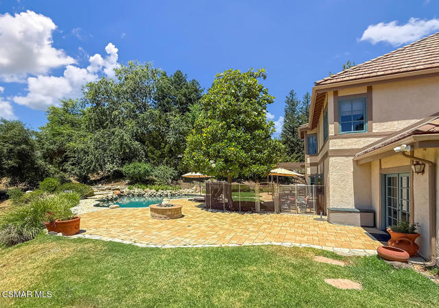2317 Sierra Creek Road, Agoura Hills CA: https://media.crmls.org/mediaz/70a47402-fdbb-45e0-8121-a8a94ec9e438.jpg