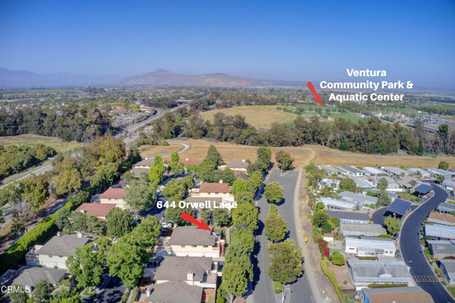 644 Orwell Lane, Ventura CA: https://media.crmls.org/mediaz/70a4e714-f12e-455d-8ad2-c5089ff02881.jpg