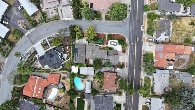 20393 Zorka Avenue, Saratoga CA: https://media.crmls.org/mediaz/70a53ac8-9bfa-47da-9249-1190b91033fc.jpg
