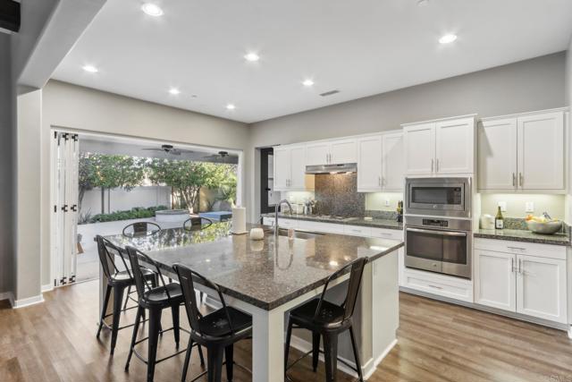 32780 Presidio Hills Ln, Winchester CA: https://media.crmls.org/mediaz/70a65fb5-d11a-477a-adab-547bf8e16599.jpg