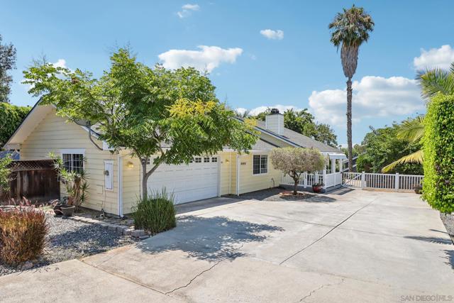4464 Maple Ave, La Mesa CA: https://media.crmls.org/mediaz/70a6bcac-25b0-4f4b-91c9-36abe3ad0247.jpg